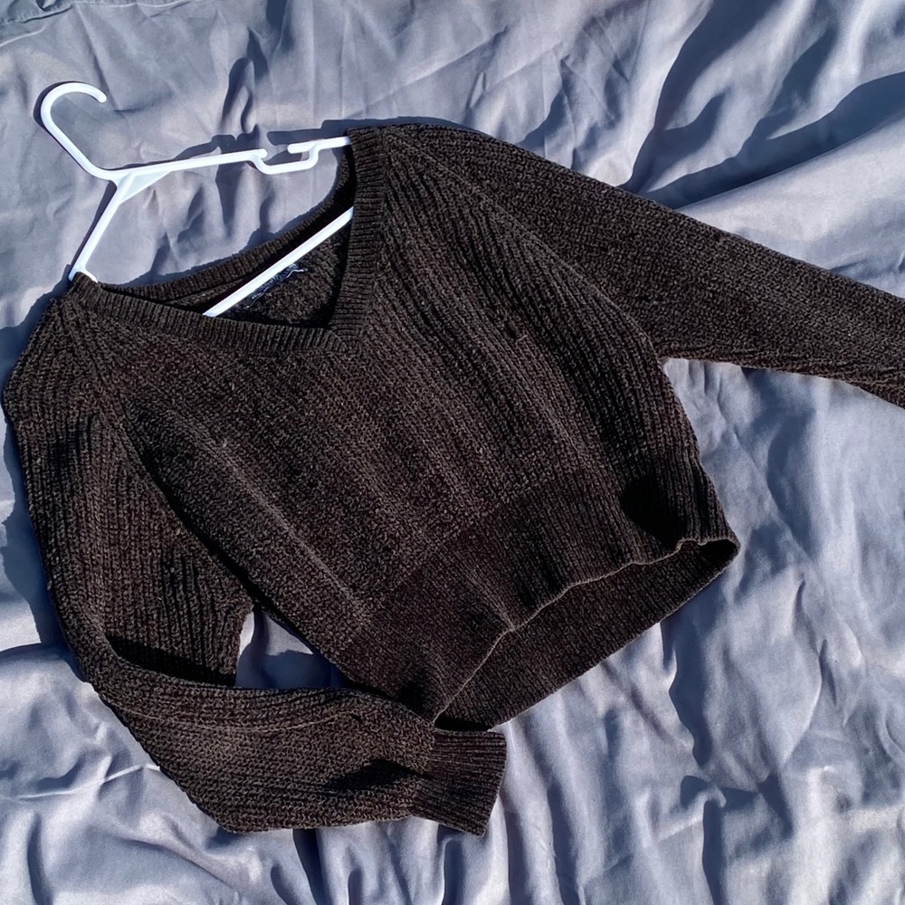 cropped urban outfitters sweater